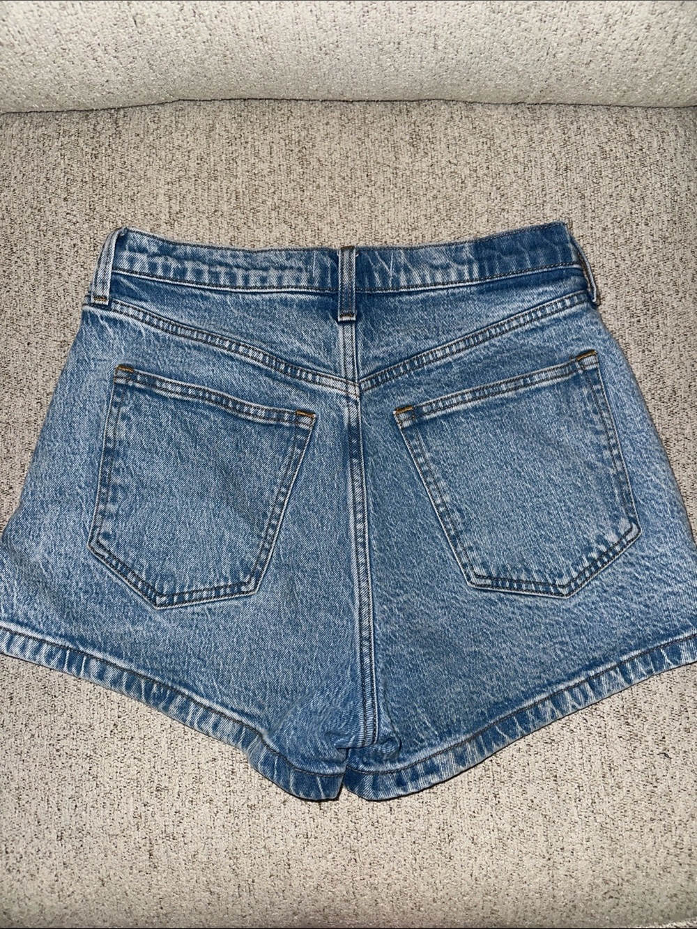 Abercrombie Mom Short - Picture 4 of 4